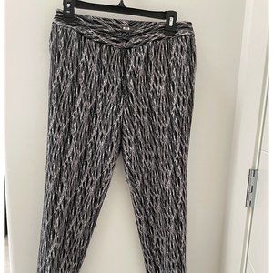 Vince Camuto SIze 8 Dress Slacks